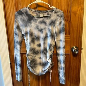 Victoria secrets long sleeve shirt